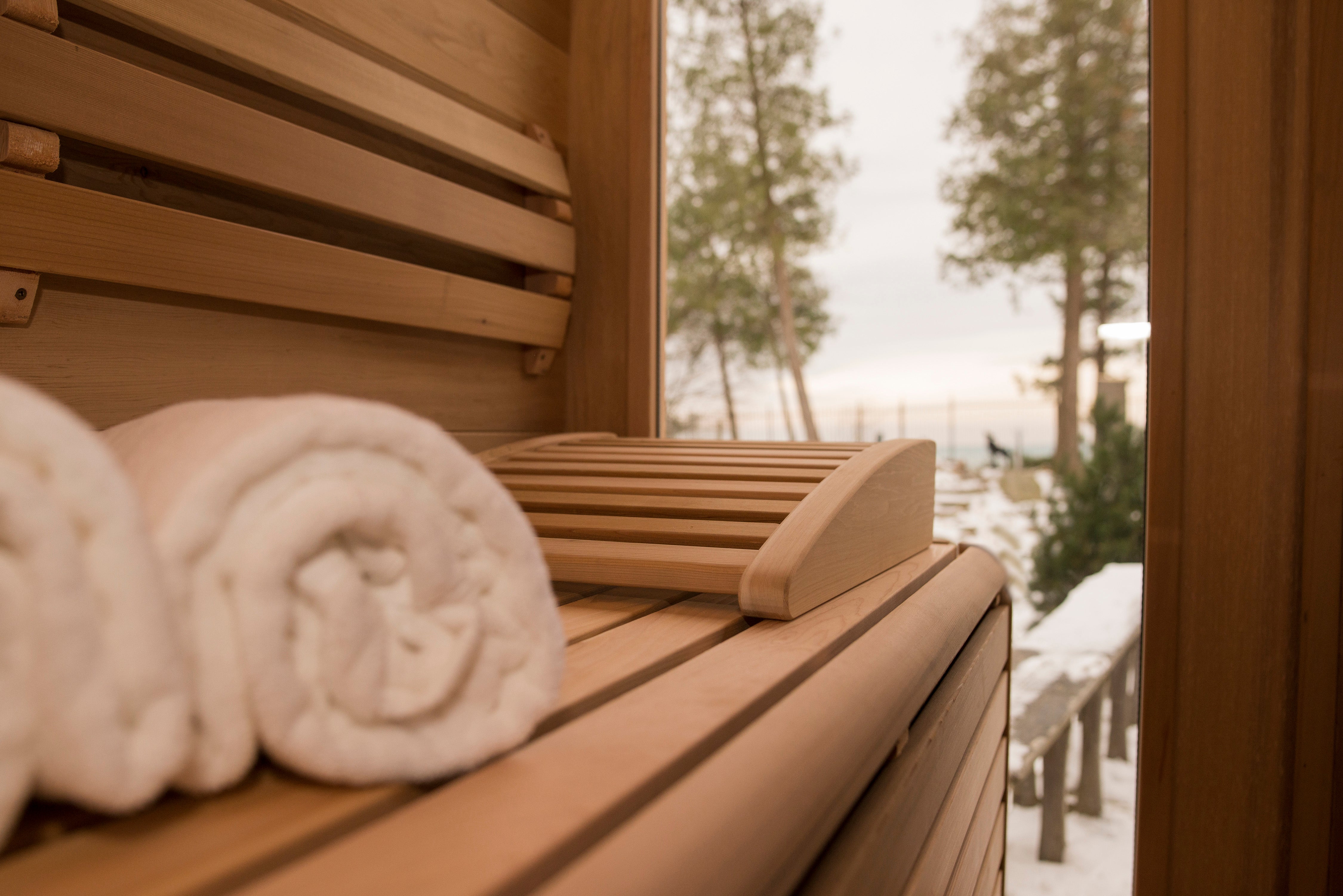 Outdoor Luna Sauna  